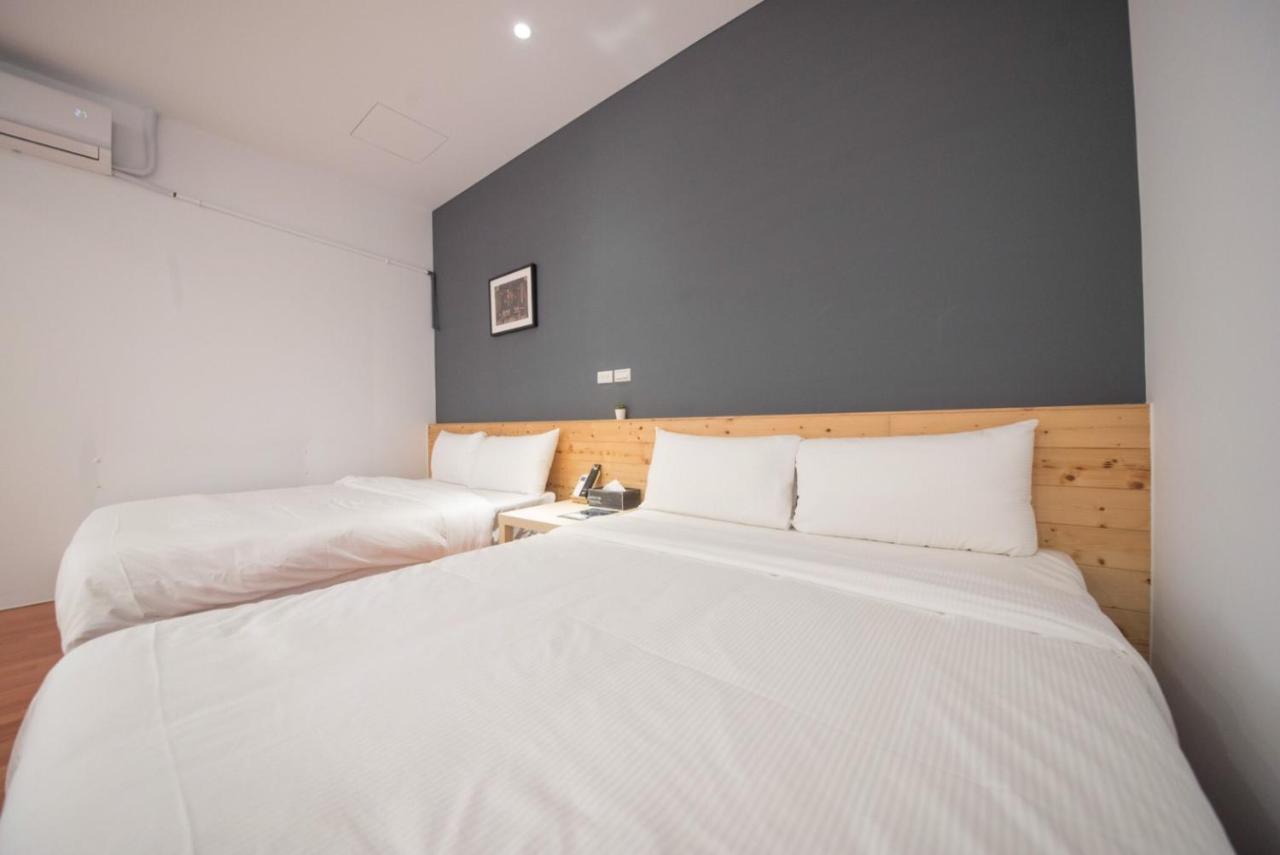 Deer Traveler Hostel Yuchi Buitenkant foto