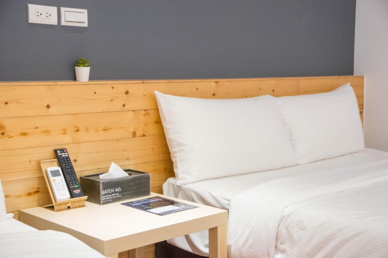 Deer Traveler Hostel Yuchi Buitenkant foto