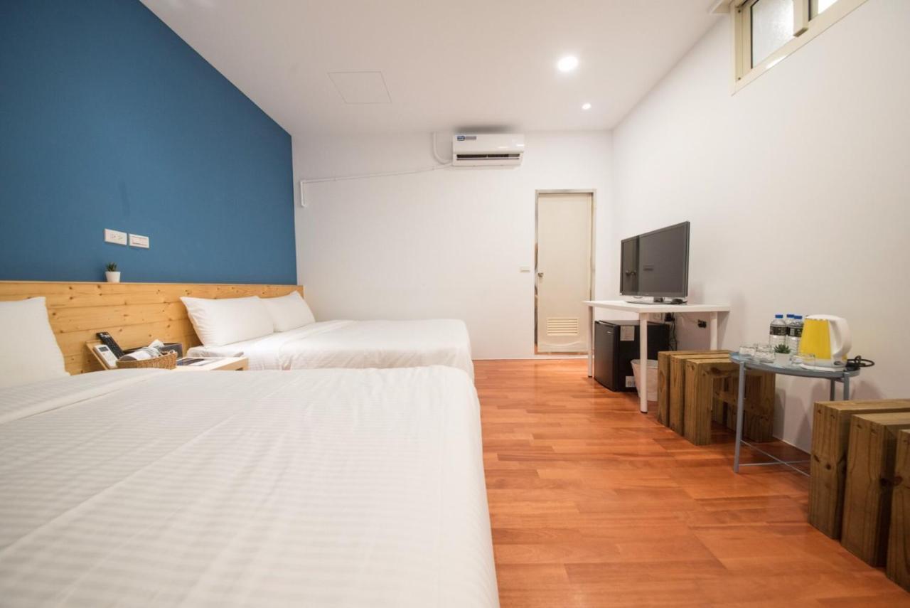 Deer Traveler Hostel Yuchi Buitenkant foto