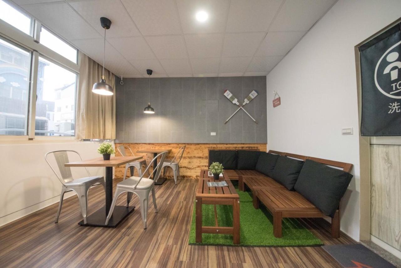 Deer Traveler Hostel Yuchi Buitenkant foto